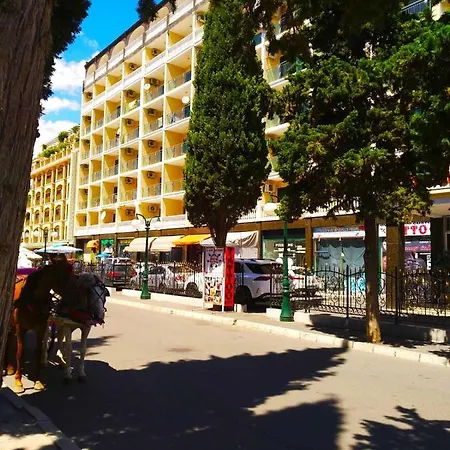 Planeta Hotel- Miramar Апартамент A Apartment Sunny Beach