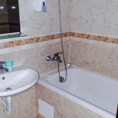 Planeta Hotel- Miramar Апартамент A Napospart